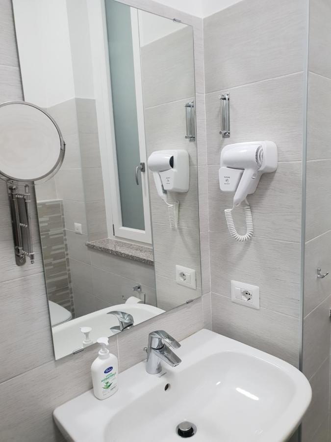 Leader Apartment 4 - Monzino - Hockey Msg Arena - Linate - มิลาน ภายนอก รูปภาพ