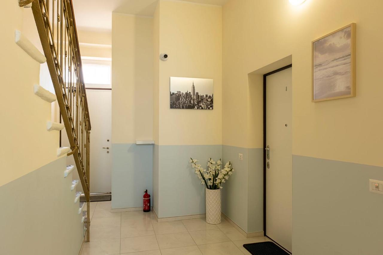 Leader Apartment 4 - Monzino - Hockey Msg Arena - Linate - มิลาน ภายนอก รูปภาพ